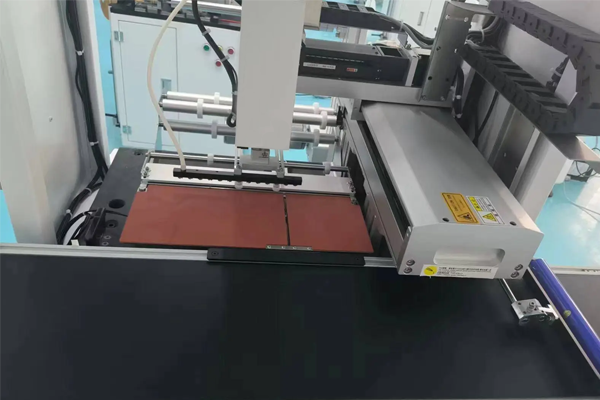 視覺自動化貼膜機應(yīng)用