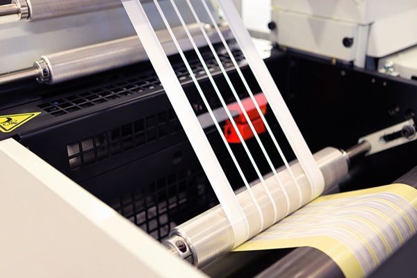 機器視覺的RFID電子標簽模切應用