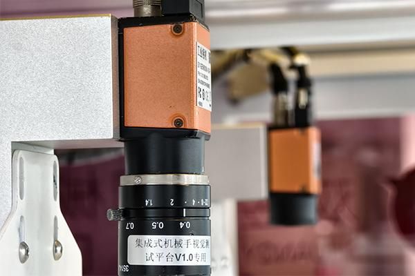 從原理到應(yīng)用, 一文讀懂工業(yè)線陣與面陣相機區(qū)別